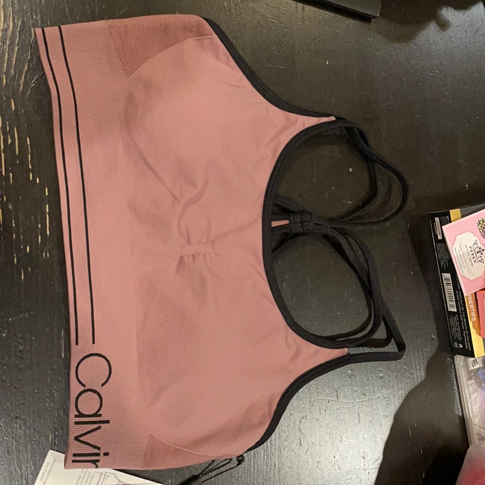 Calvin Klein sports bra size XL purple and black